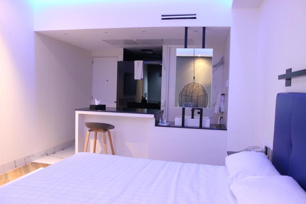 Weenjoy Hotels Grand Prix Aeropuerto Cdmx مدينة مكسيكو المظهر الخارجي الصورة