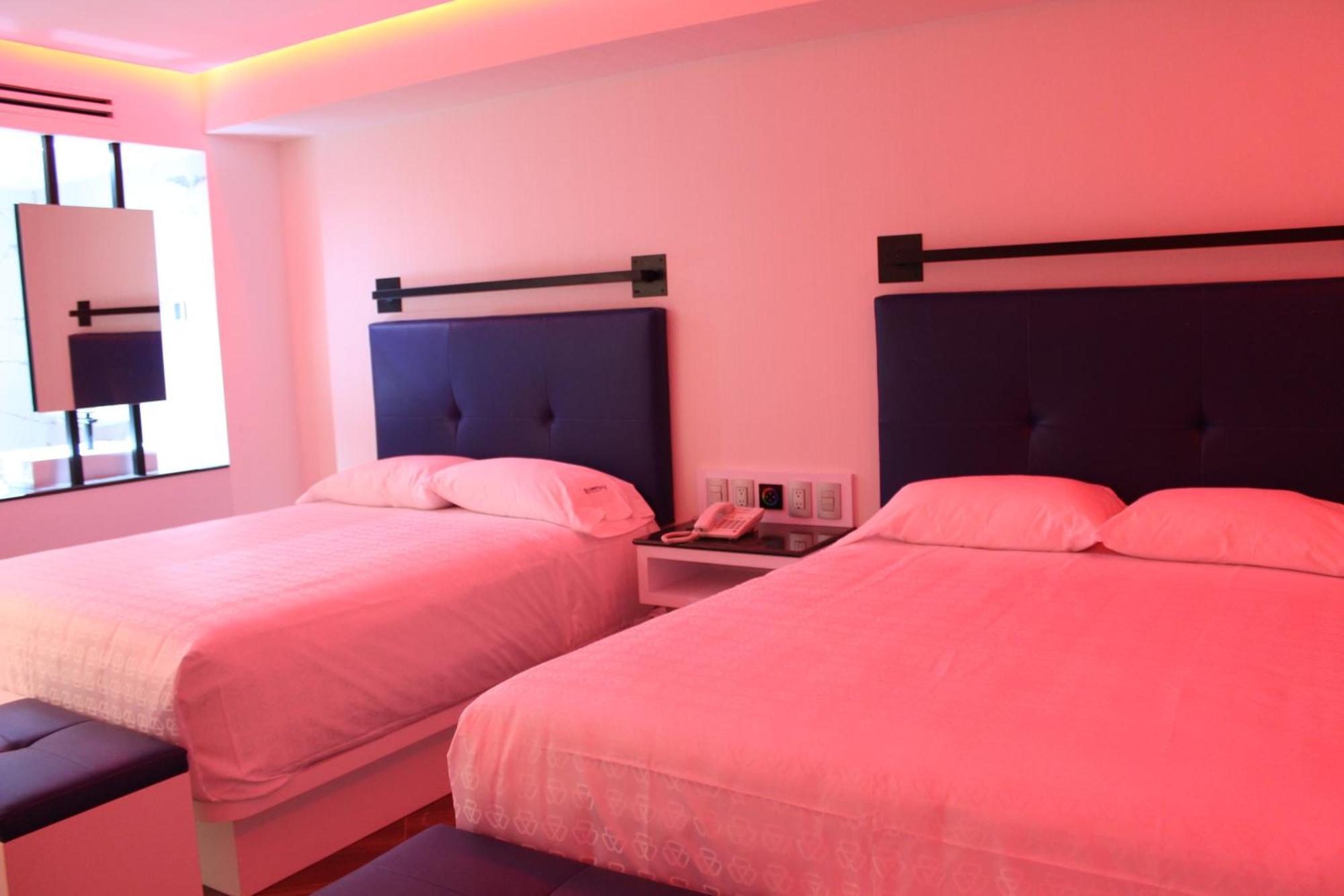 Weenjoy Hotels Grand Prix Aeropuerto Cdmx مدينة مكسيكو الغرفة الصورة