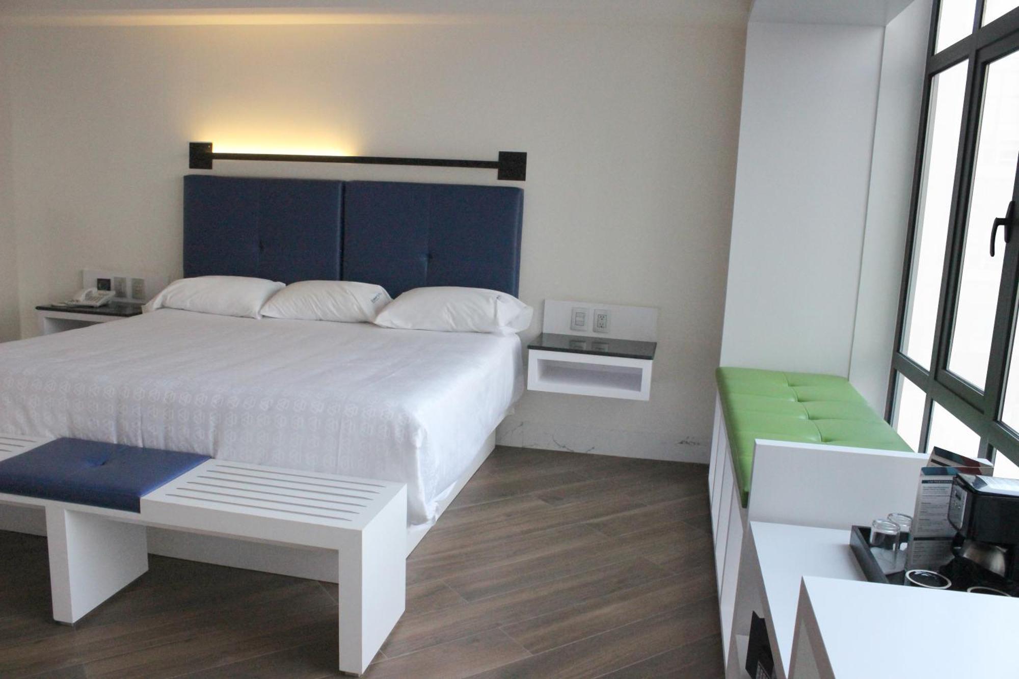 Weenjoy Hotels Grand Prix Aeropuerto Cdmx مدينة مكسيكو الغرفة الصورة